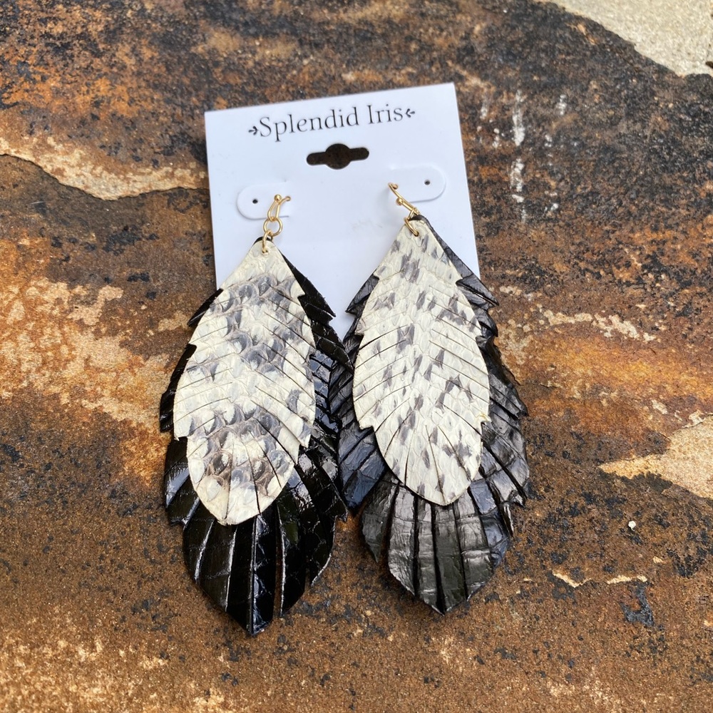 NEW Splendid Iris Feather Earrings